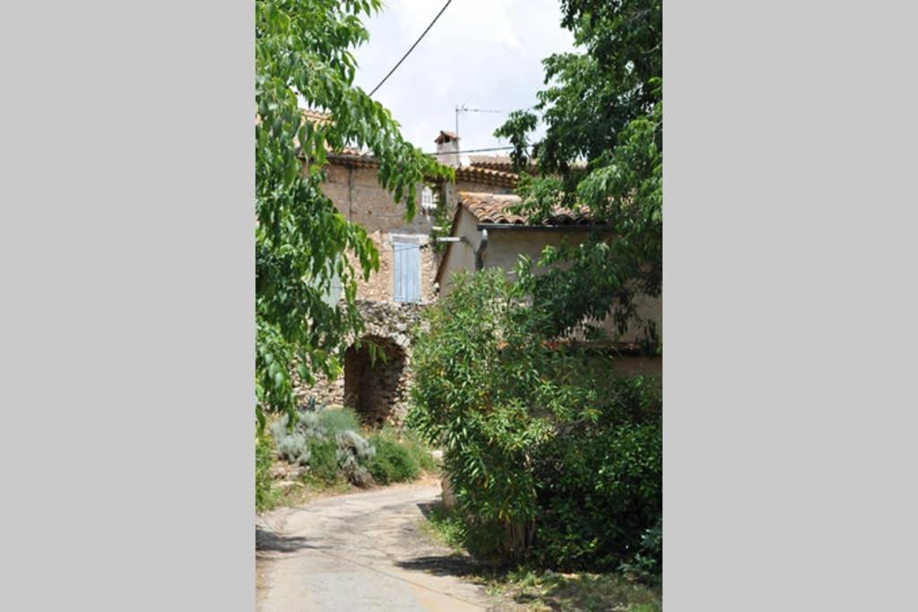 Apartamento Lou Colibri Le Thoronet Exterior foto